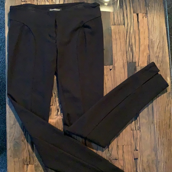 Express Design Studio - Picture 1 of 5